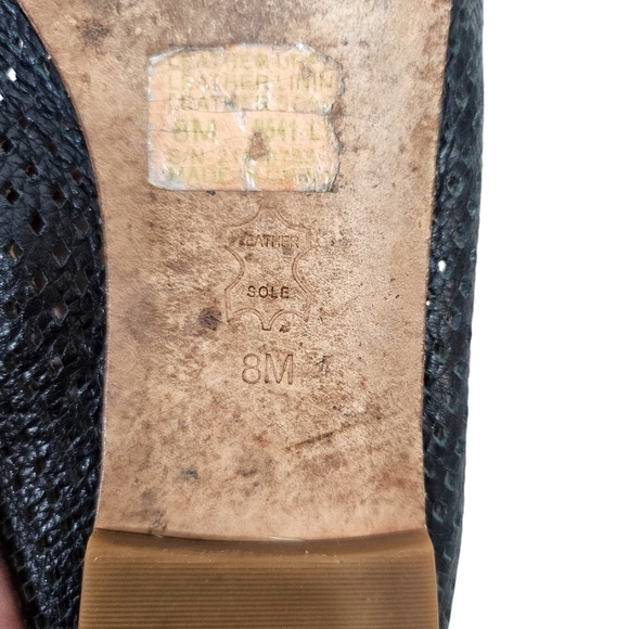 Tory Burch Black Whittaker Perforated Leather Ballerina Flats - Picture 9 of 9
